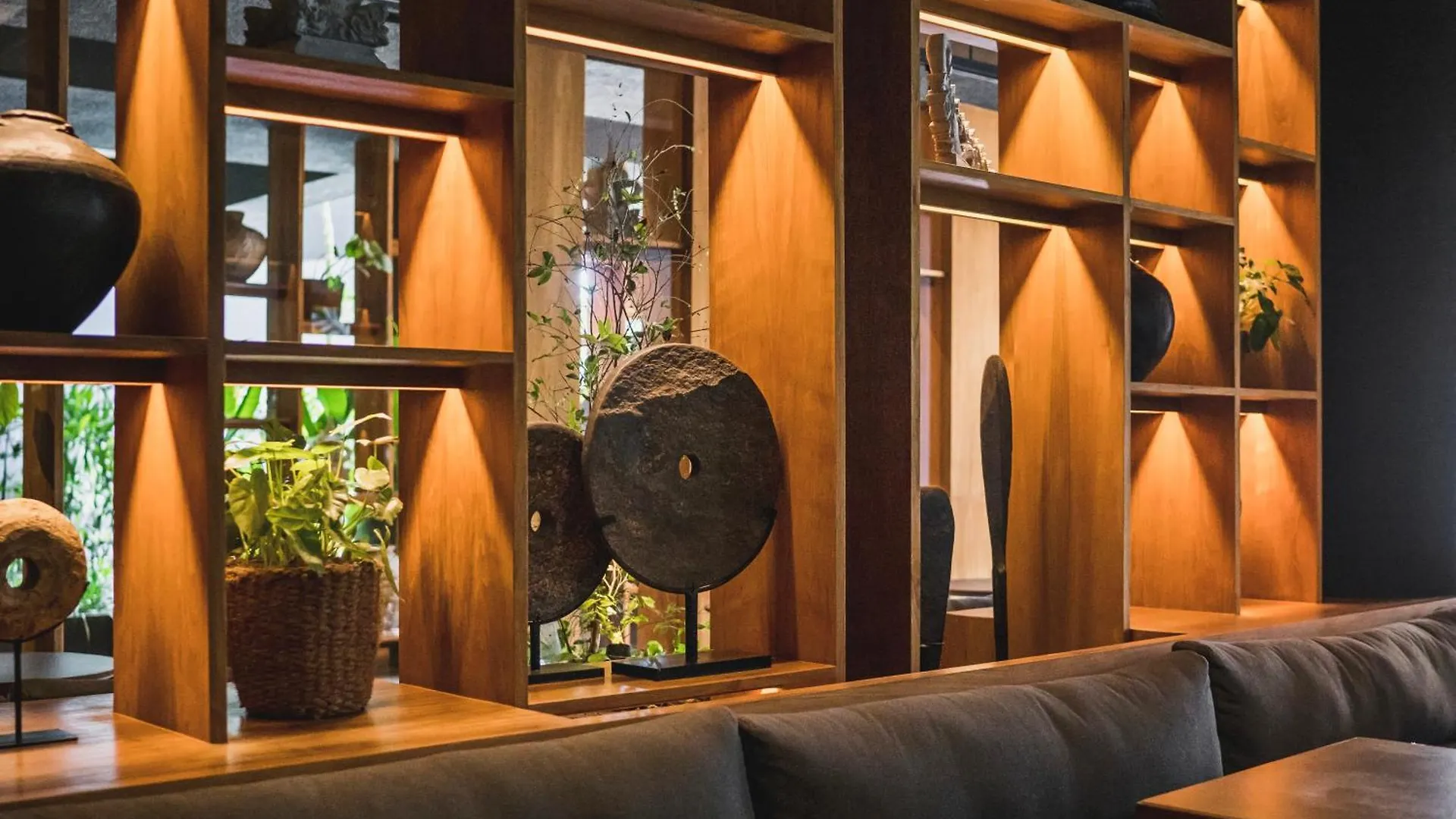 Isuite By Ekosistem Seminyak Indonesië